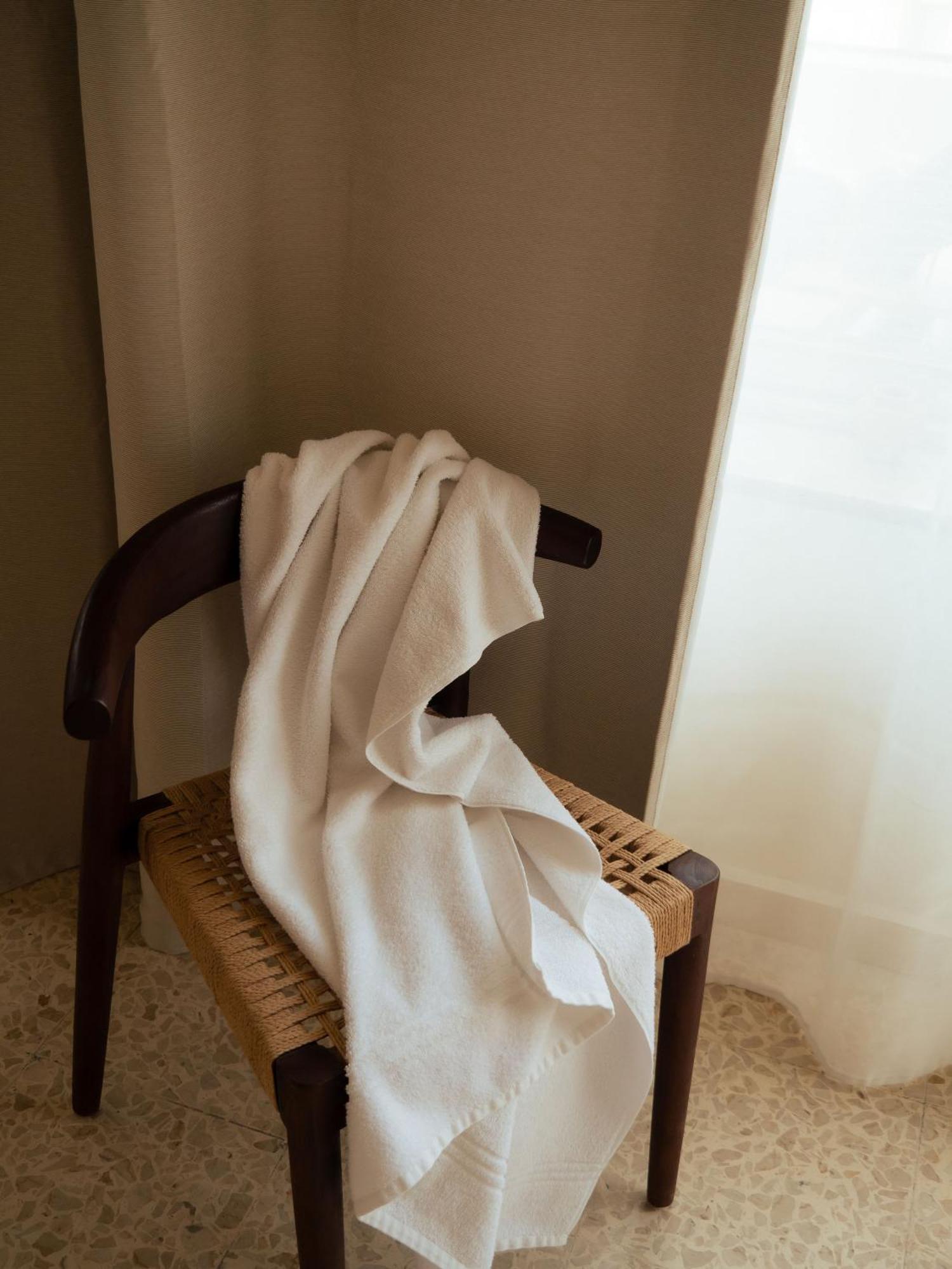 Taga Suites CTA Exteriör bild
