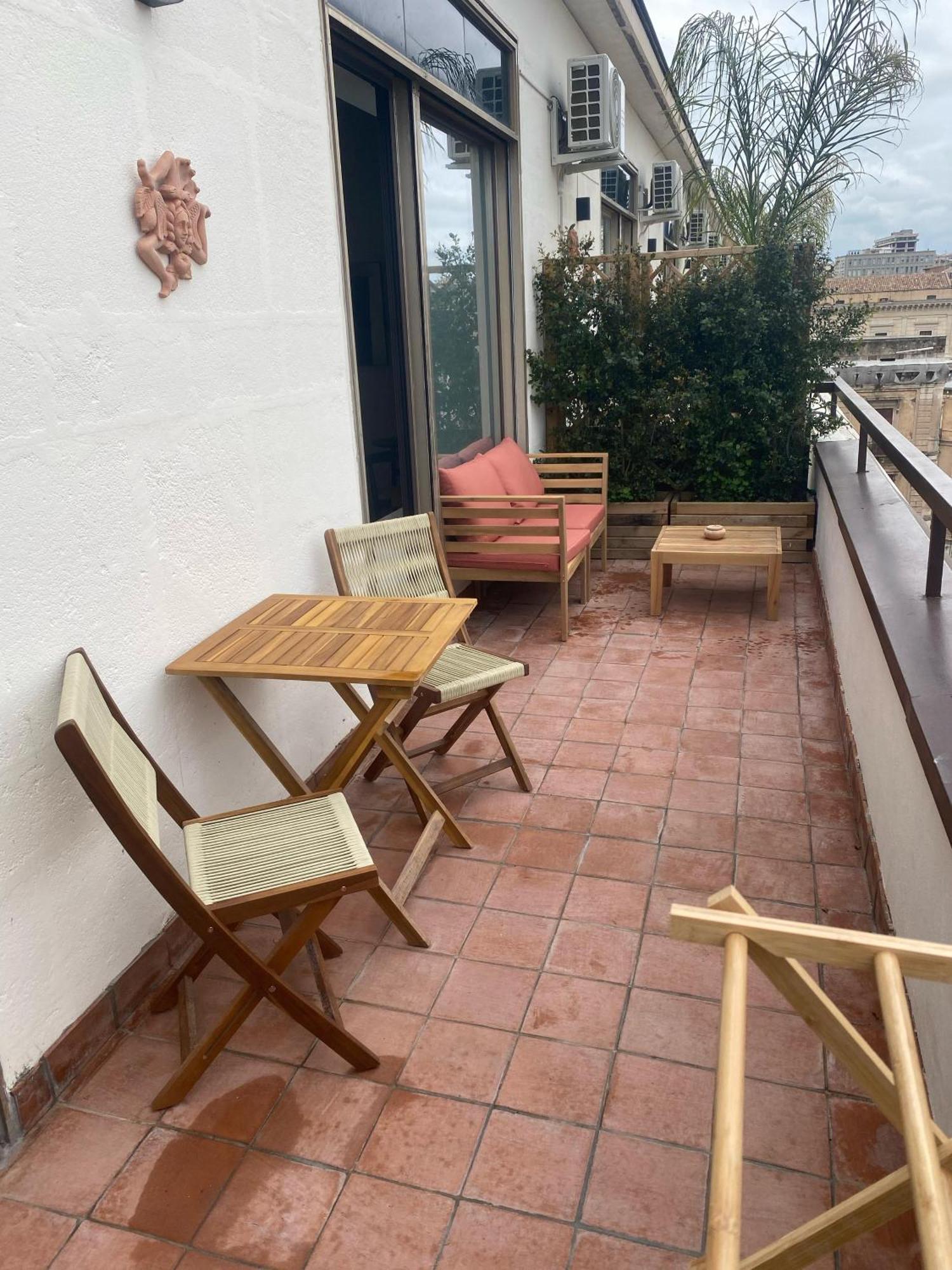 Taga Suites CTA Exteriör bild
